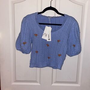 Zara Cropped Knit Sweater with Floral Embroidery – Blue – Size L (New with Tags)